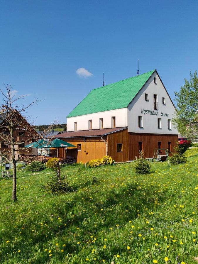 Penzion Spicak Apartment Божи Дар Екстериор снимка